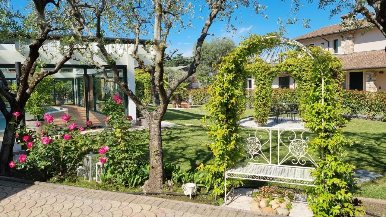 Fontana Oasis Apartments Castelnuovo del Garda Zewnętrze zdjęcie