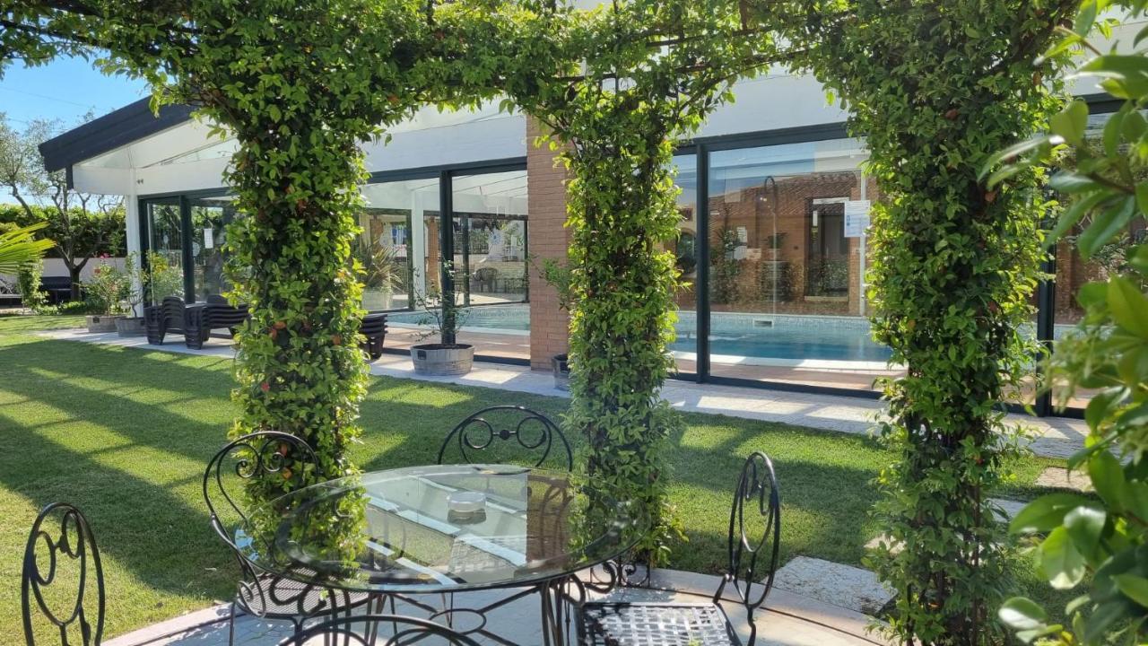 Fontana Oasis Apartments Castelnuovo del Garda Zewnętrze zdjęcie
